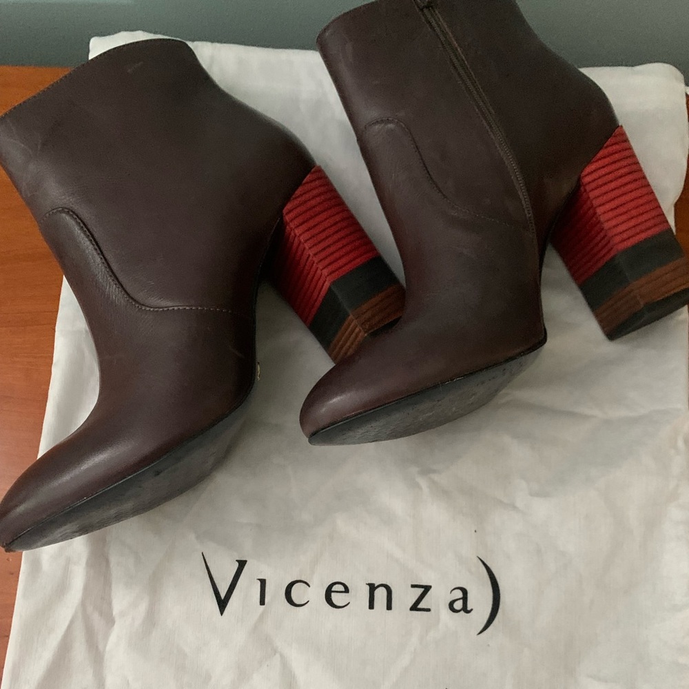 Never worn  Vicenza boots from Anthropologie